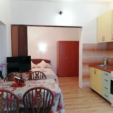 Cizmesija Baška