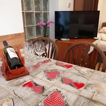 Apartment Cizmesija