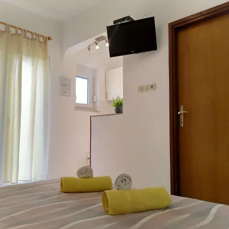 Cizmesija Apartment *